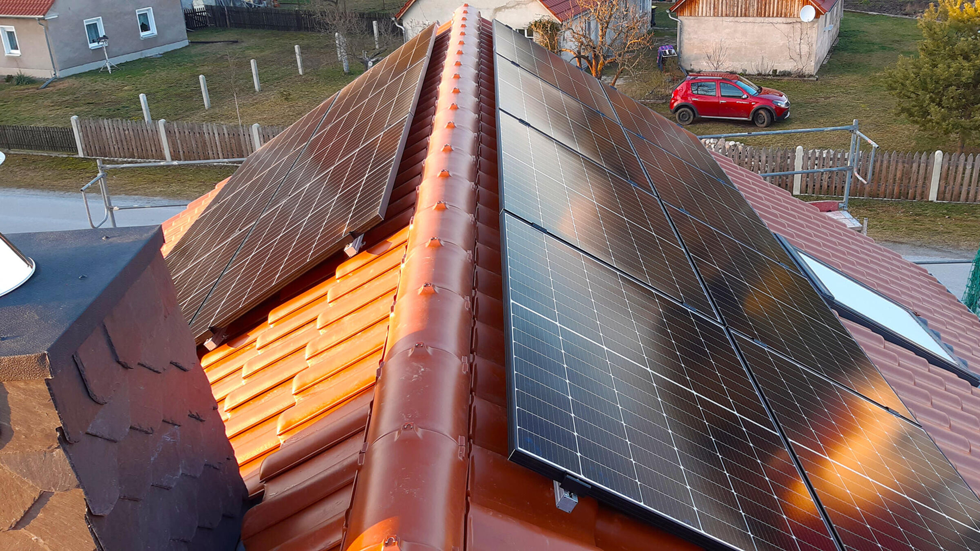 Photovoltaik Anlage auf einem Schrägdach